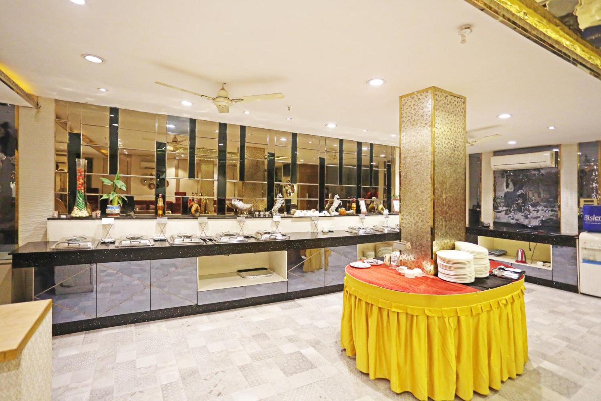 Jrd Luxury-Business Hotel Ню Делхи Екстериор снимка