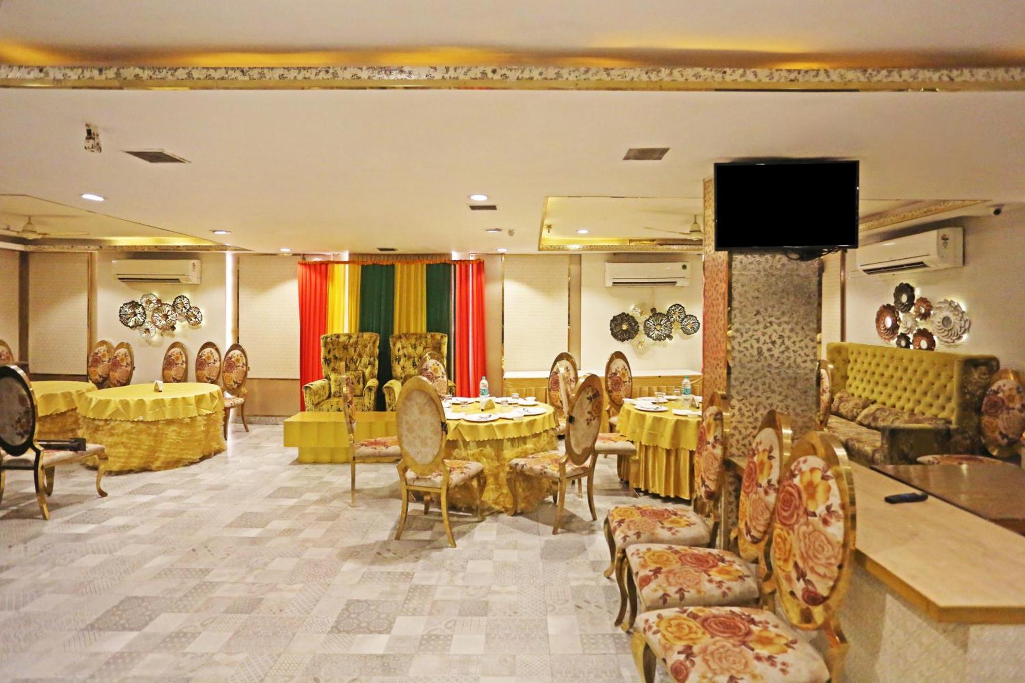 Jrd Luxury-Business Hotel Ню Делхи Екстериор снимка