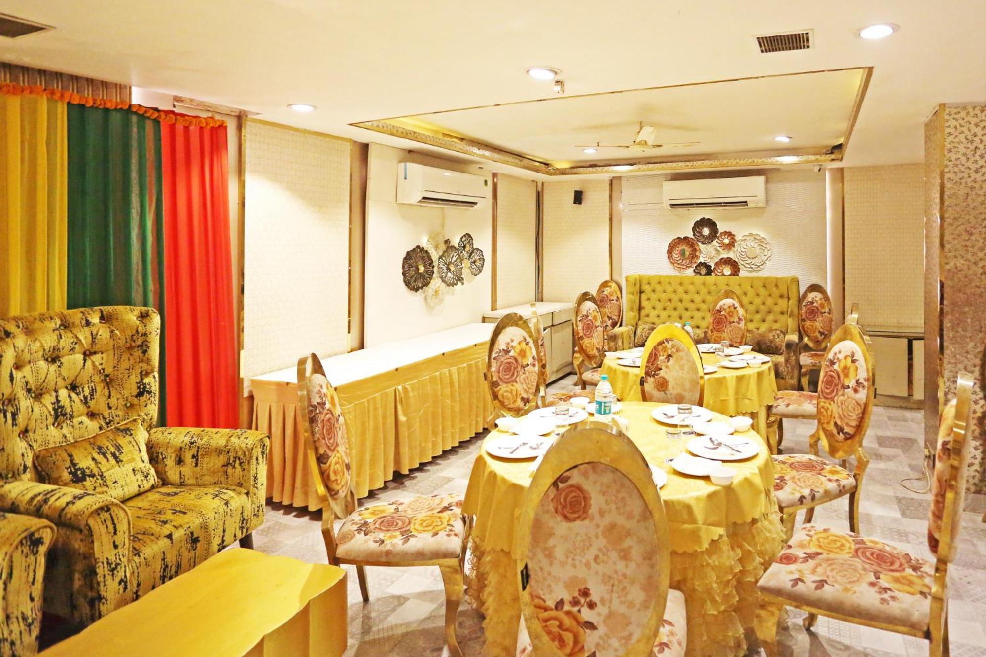 Jrd Luxury-Business Hotel Ню Делхи Екстериор снимка